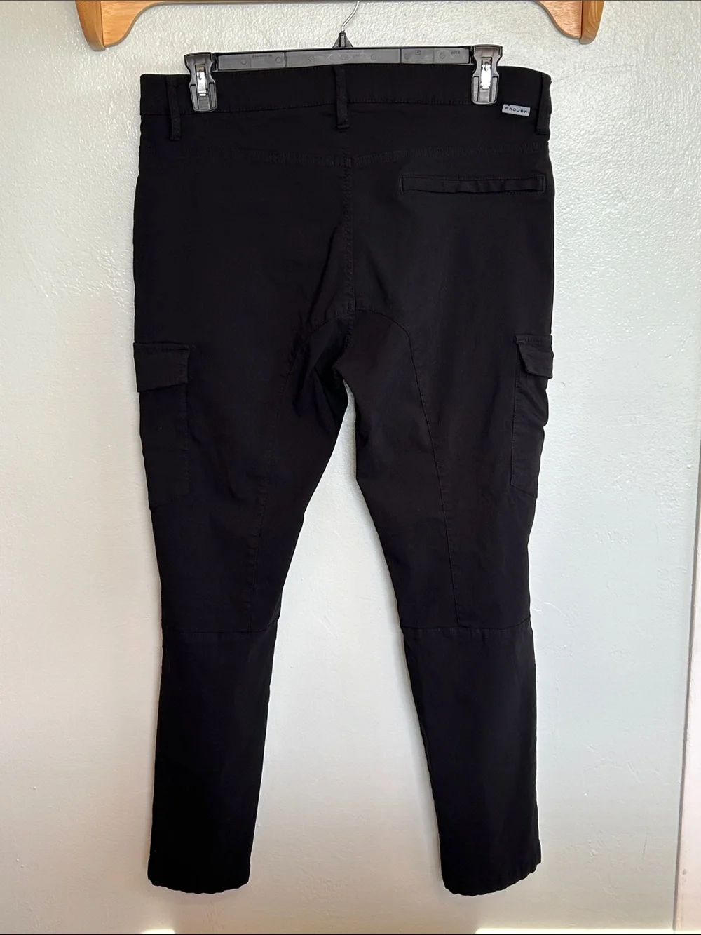 Projek Raw Men's Black Cargo Pants with Slim Taper
